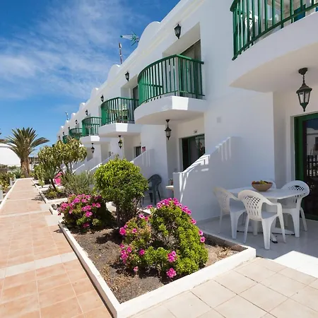 Home2Book La Casita, Terrace & Pool Apartment